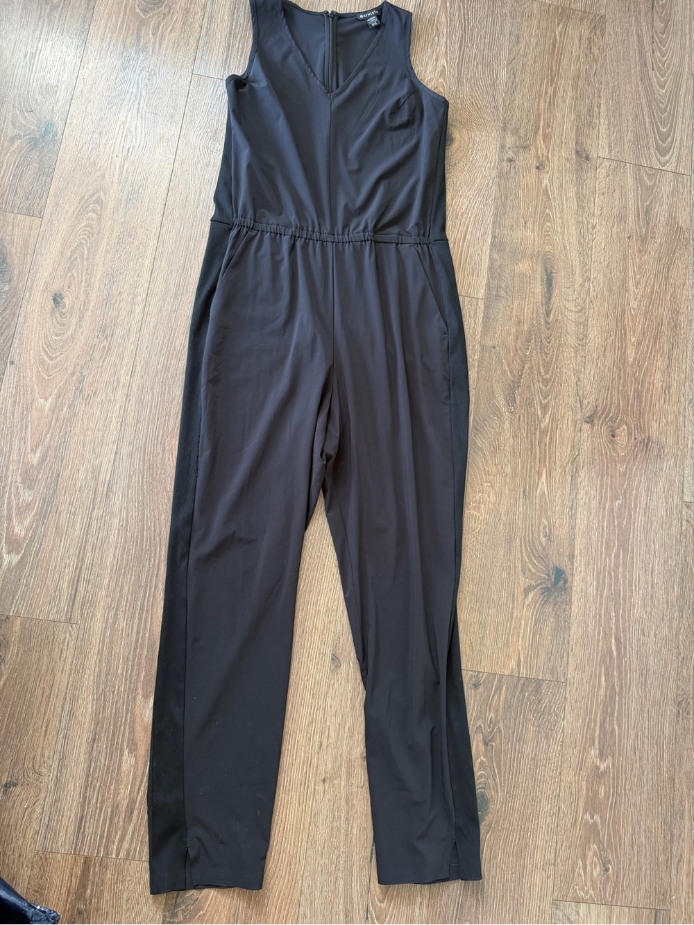 Athleta Sleeveless Brooklyn Black Jumpsuit Comfort Stretch Active Size Medium
